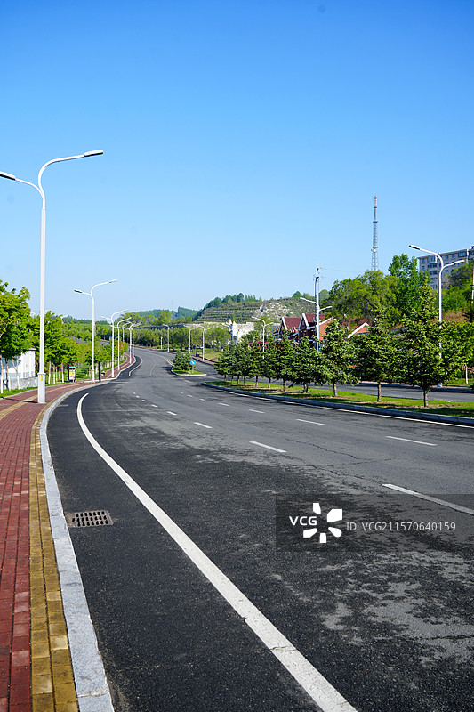鹤岗市网红路～尚志路图片素材