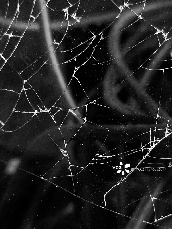 破裂的玻璃图片素材