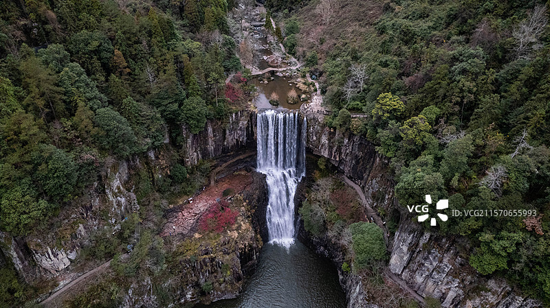 百丈瀑布图片素材