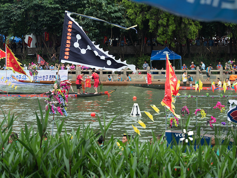 2025年5月24号下午中国广东广州白云龙舟公开赛石井河决赛现场。图片素材