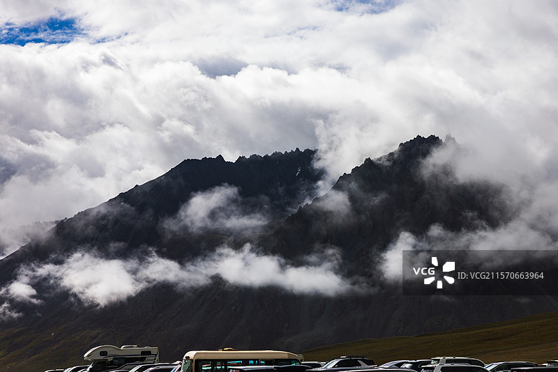 庄严壮美的红旗拉普景区图片素材