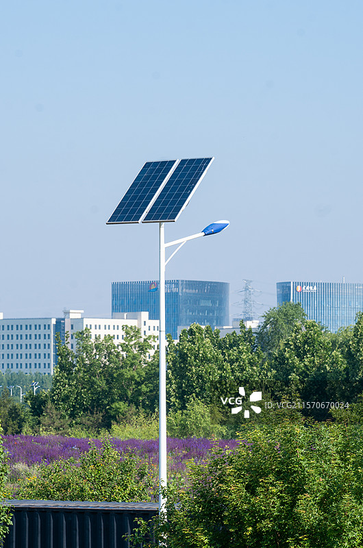 太阳能发电路灯图片素材