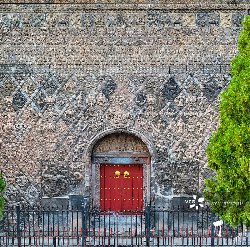 河南省安阳市修定寺塔唐塔航拍图片素材