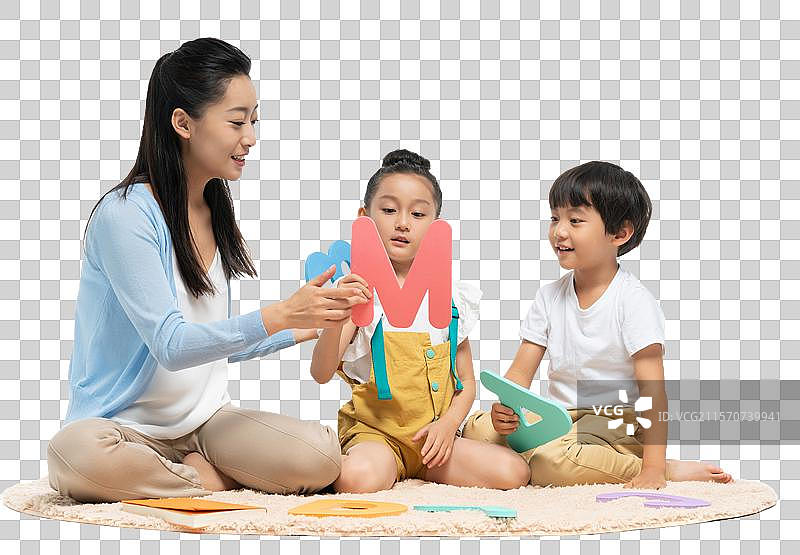 年轻女老师辅导学生学习图片素材