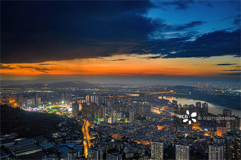 航拍重庆巴南鱼洞晚霞都市风光图片素材