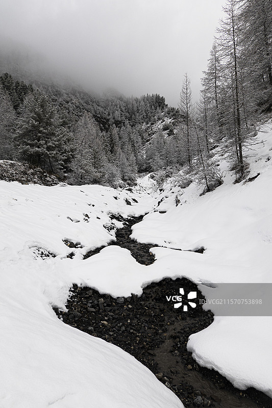 上乌巴耶谷，阿尔卑斯-上普罗旺斯，法国图片素材