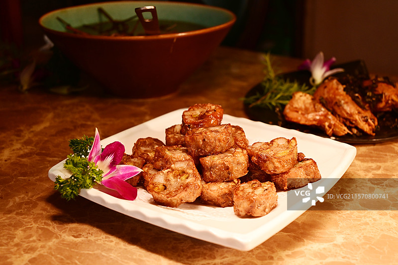 泉州传统美食-鸡卷、肉丸、番薯丸图片素材