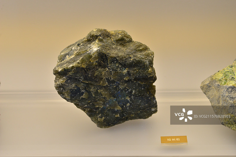 嫦娥五号带回的月球月壤矿石图片素材