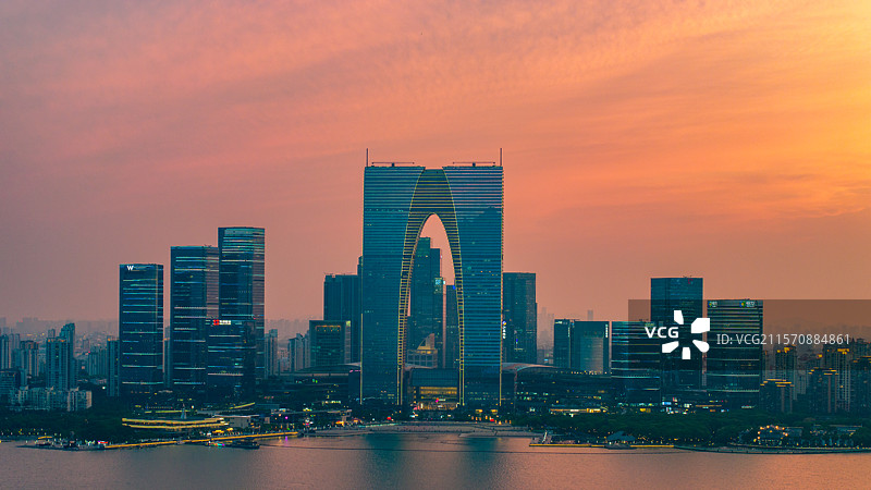 苏州工业园区 金鸡湖湖景区 日落蓝调 城市航拍图片素材