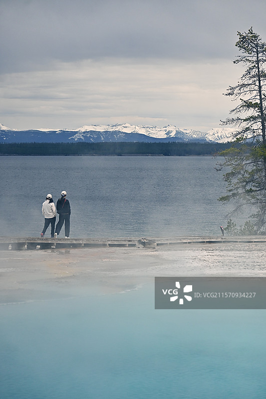 美国黄石公园-黄石湖图片素材
