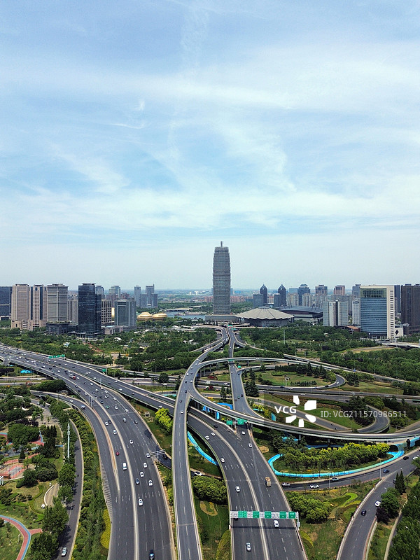 郑州 中原地标 CBD 大玉米 会展中心 绿地中心千玺广场图片素材