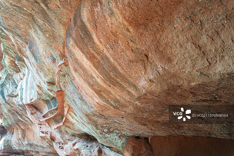 岩壁上的古代壁画图片素材