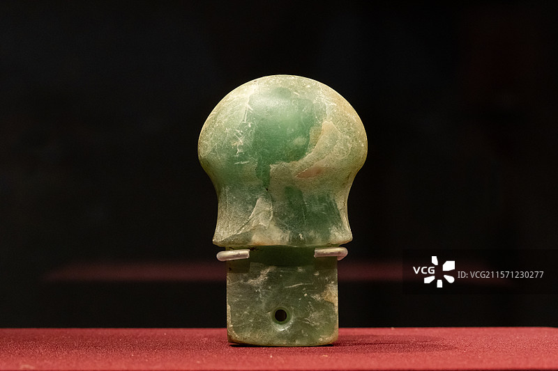 北京大运河博物馆看见殷商展玉权杖头商代2009年安阳殷墟遗址王裕口南地出土中国社会科学院考古研究所藏图片素材