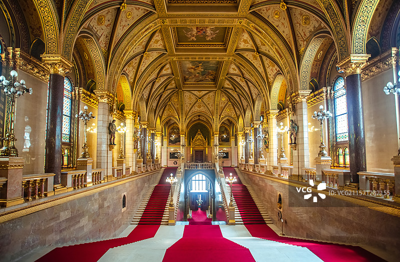 匈牙利布达佩斯多瑙河畔的国会大厦室内空间图片素材