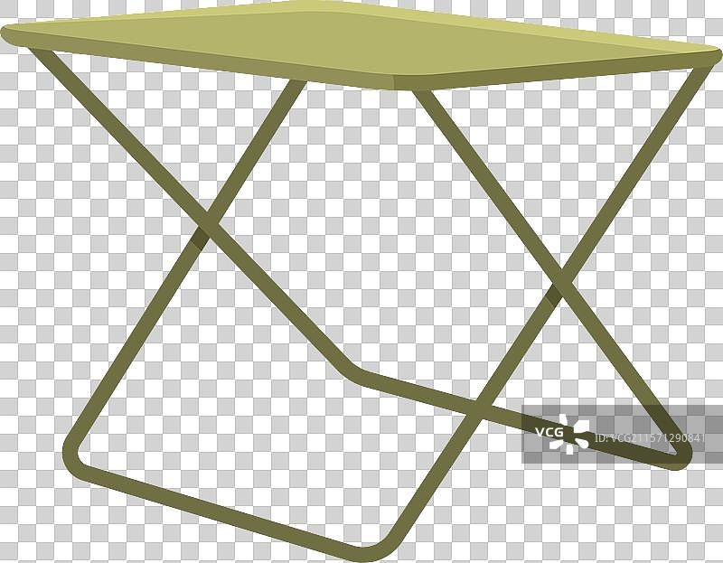 折叠露营桌放置在白色背景上图片素材