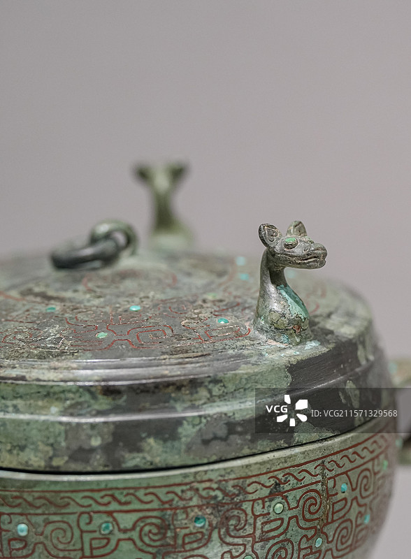 春秋 镶嵌交龙纹鼎 1923年山西浑源县李峪村出土 上海博物馆图片素材