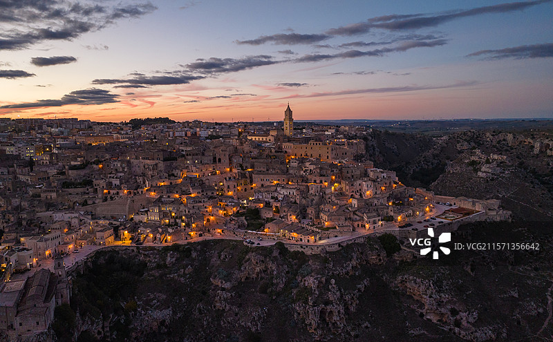 意大利 巴西利卡塔 马泰拉 古城 航拍图片素材