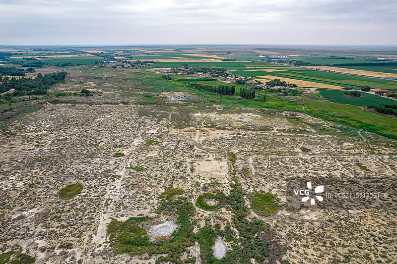 中国新疆昌吉州吉木萨尔县北庭故城遗址航拍图片素材