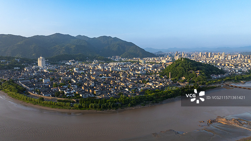 浙江台州临海紫阳古街古城墙兴善门龙兴寺图片素材