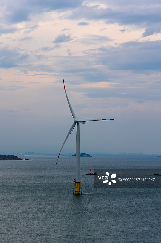 风之律动——平潭大练岛风车图片素材