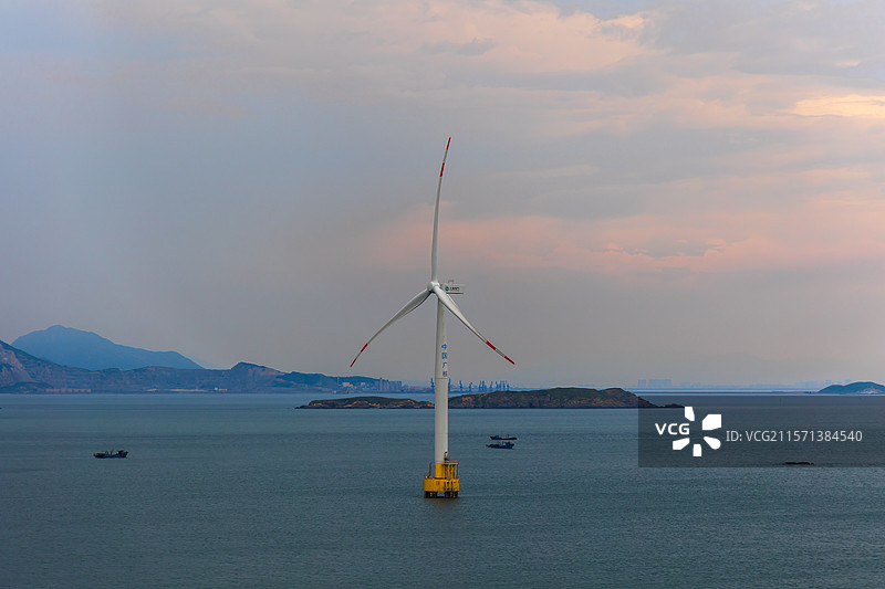 风之律动——平潭大练岛风车图片素材