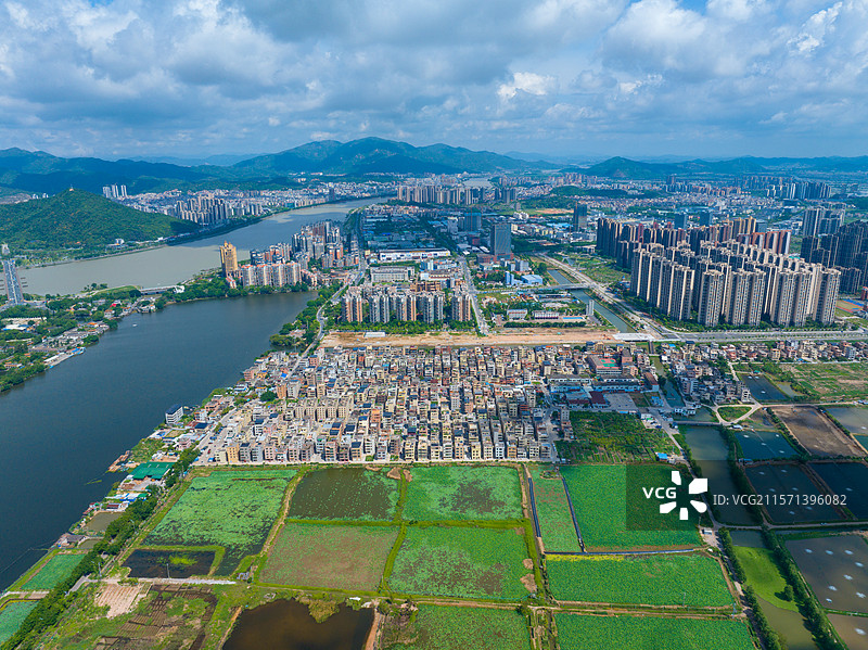 珠海市斗门区尖峰山和尖峰大桥图片素材