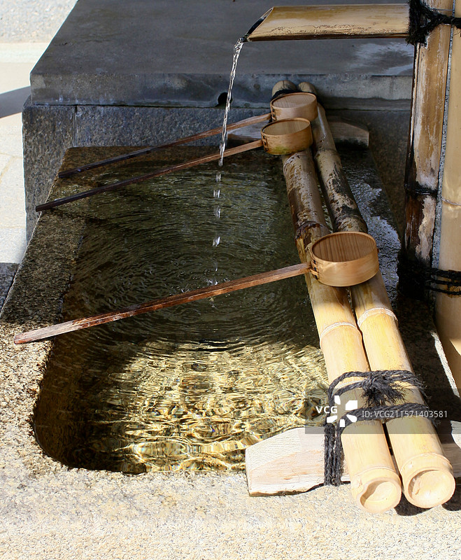 京都寺庙洗手池图片素材