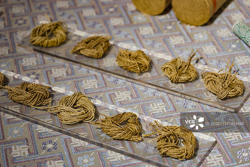 广西民族博物馆壮族文化展香艾条壮药锤壮药枕药物竹罐壮药线香囊药碾中药图片素材