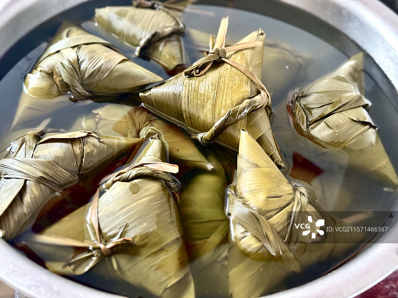 端午节吃粽子图片素材