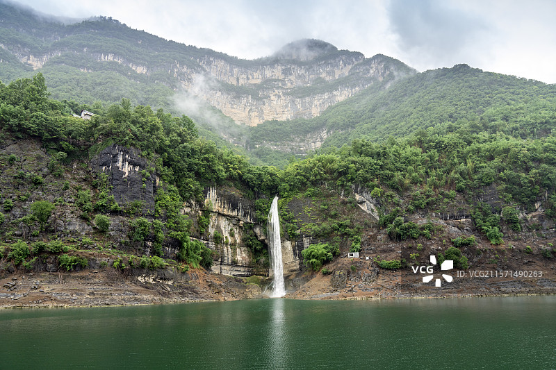 湖北大清江旅游恩施浑水河到建始蝴蝶崖两岸风光图片素材