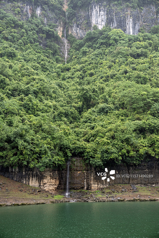 湖北大清江旅游恩施浑水河到建始蝴蝶崖两岸风光图片素材