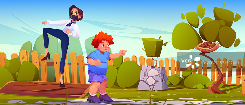 男孩和年轻女性进行空手道训练或玩耍图片素材