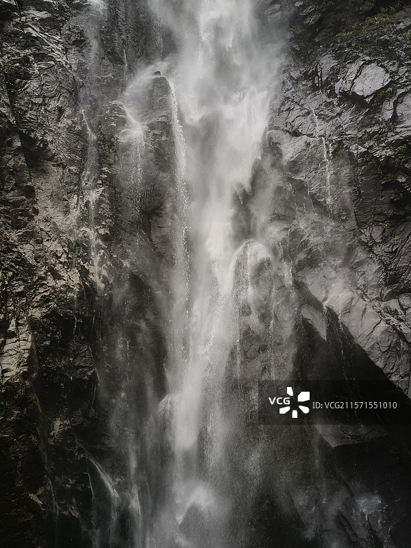 江西宜春·明月山·云谷飞瀑图片素材