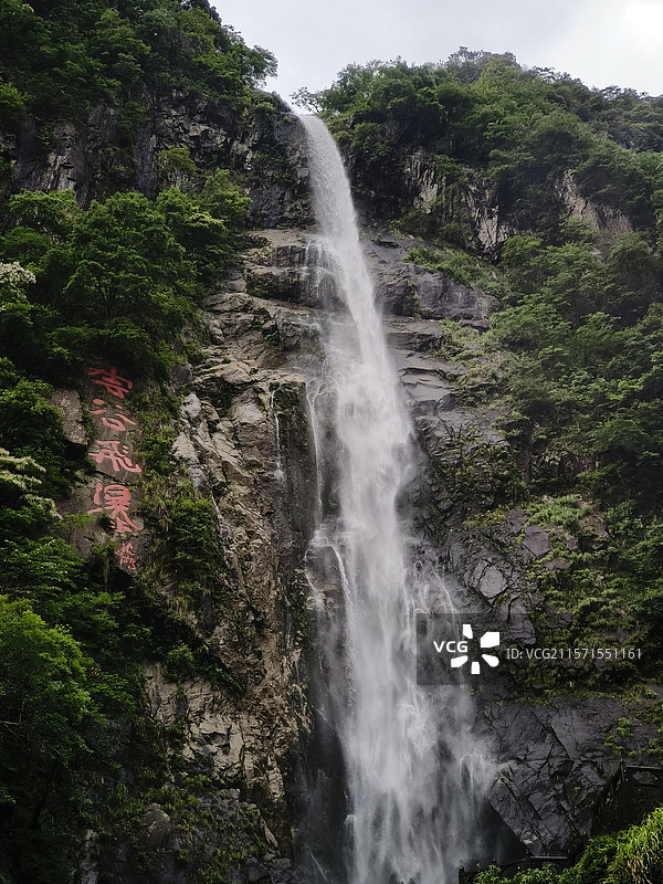 江西宜春·明月山·云谷飞瀑图片素材