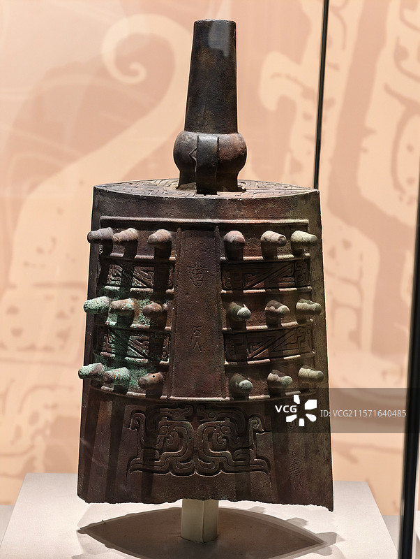 曾国和鄂国的青铜器图片素材