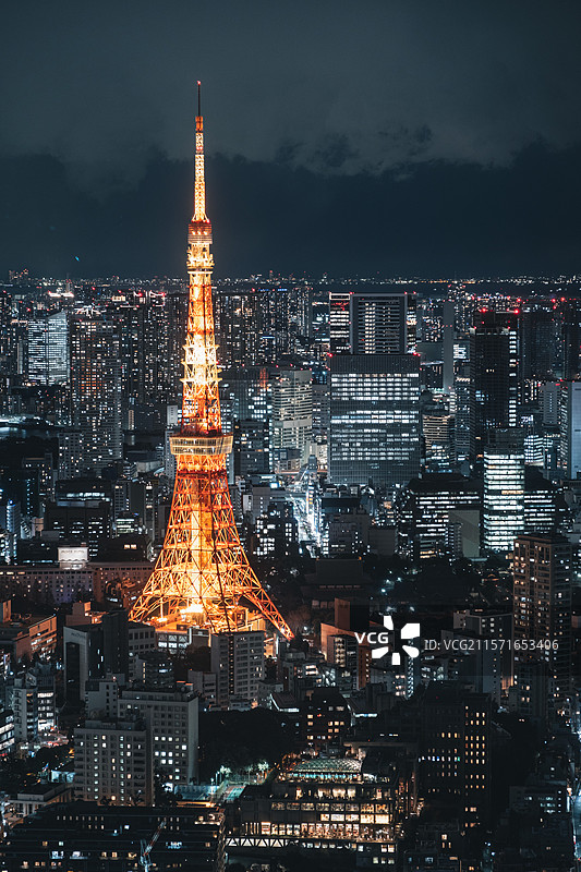 夜幕下的东京塔图片素材