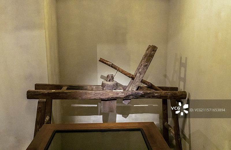 广西民族博物馆“壮美家园”展：壮族榨粉机（南宁市横县，1970年代）图片素材