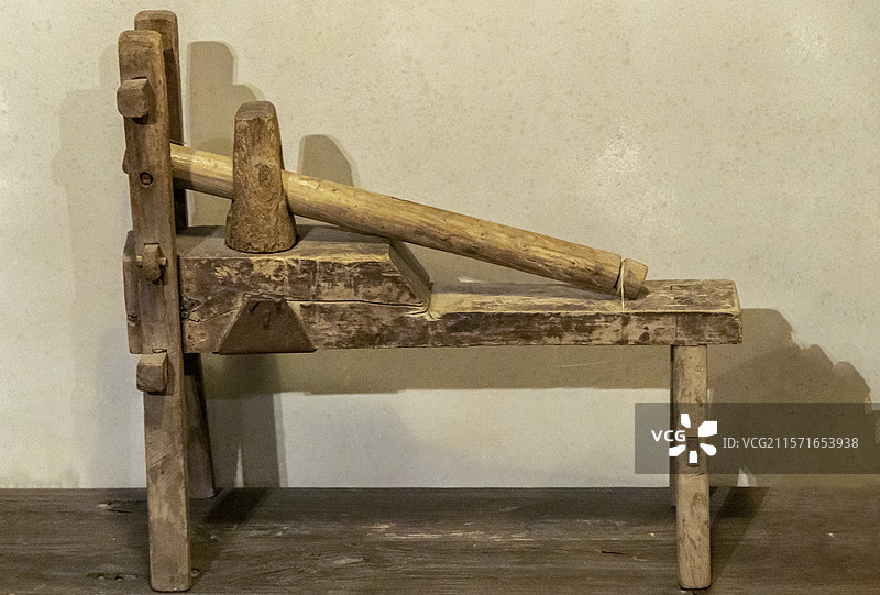广西民族博物馆“壮美家园”展：壮族榨粉机（南宁市横县，1970年代）图片素材