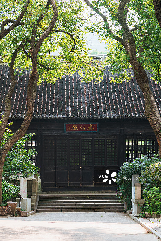 初夏无锡市惠山古镇景区锡惠名胜区锡惠公园泰伯殿图片素材