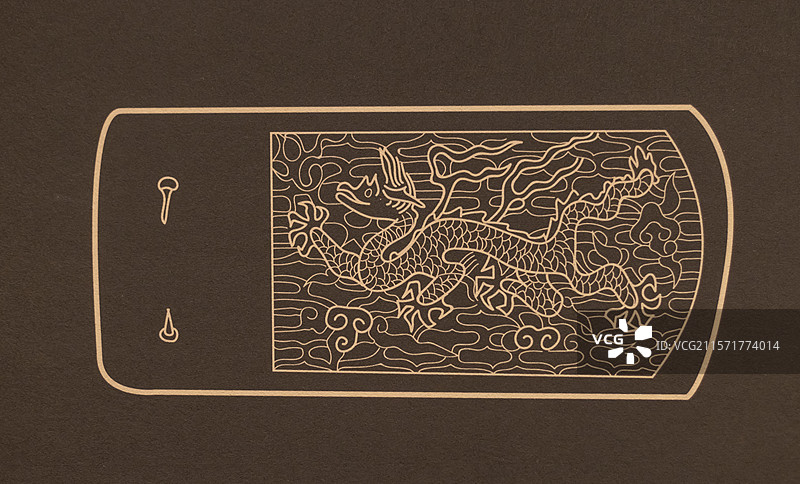 金镶宝石带铊尾背面镂空云龙纹 明 梁庄王墓 湖北省博物馆图片素材