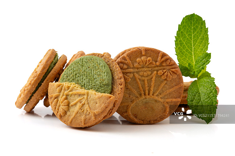 抹茶薄荷味高纤全麦夹心饼干图片素材