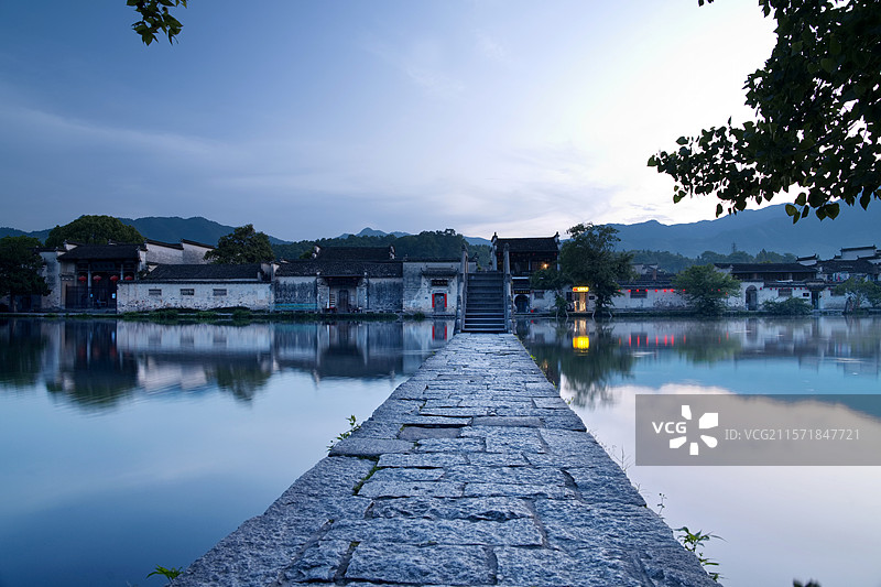 宏村南湖画桥图片素材