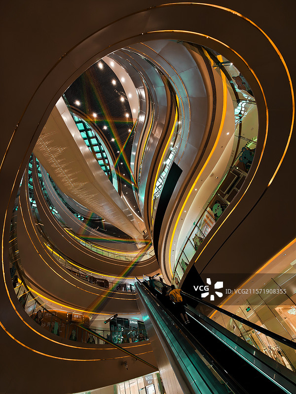 和谐唯美的星寰之眼_摄于广州星寰国际商业中心图片素材