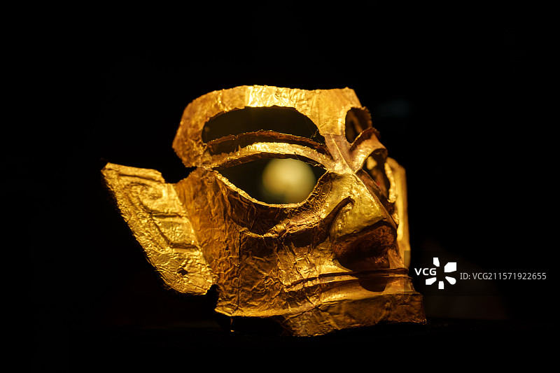 四川广汉三星堆金面罩图片素材