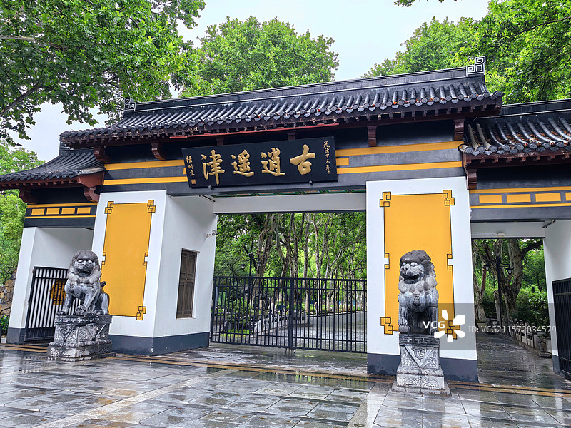 端午节在合肥街头漫步图片素材