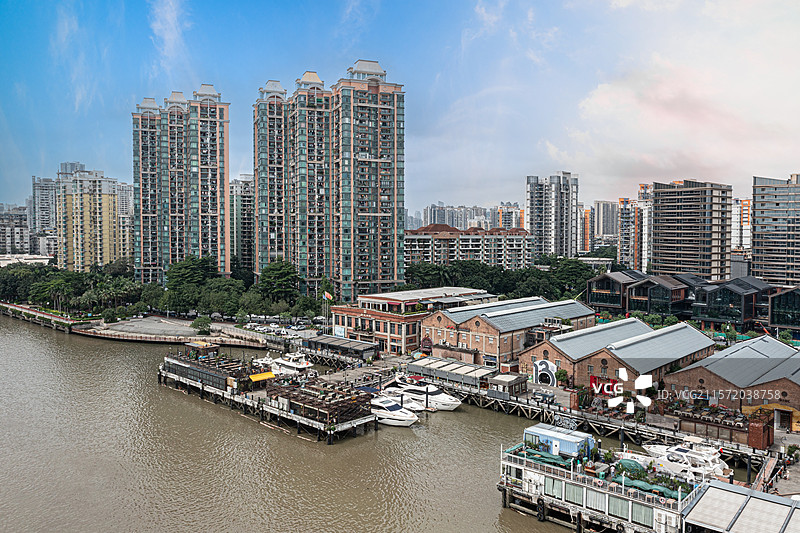 航拍广州太古仓码头图片素材