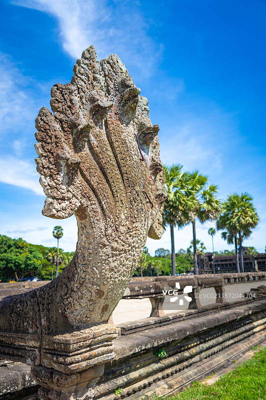柬埔寨暹粒市吴哥窟中的那伽蛇神图片素材