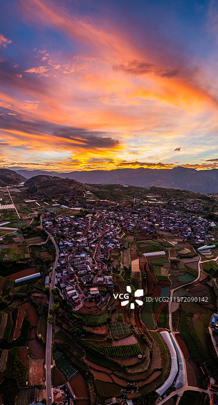 四川攀枝花迤沙拉朝霞图片素材