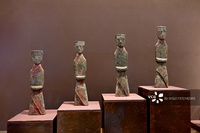 彩绘木俑，战国，木雕，雕塑馆，上海博物馆东馆图片素材