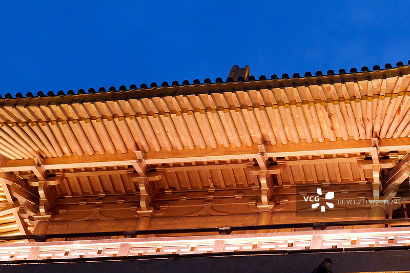 湖北襄阳盛世唐朝景区城楼夜景图片素材